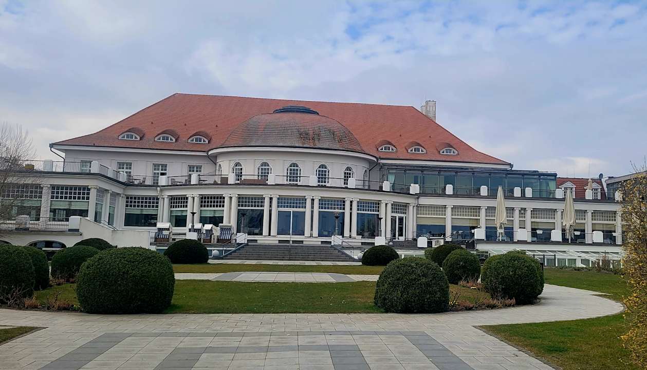 Außenansicht ATLANTIC Grand Hotel Travemünde
