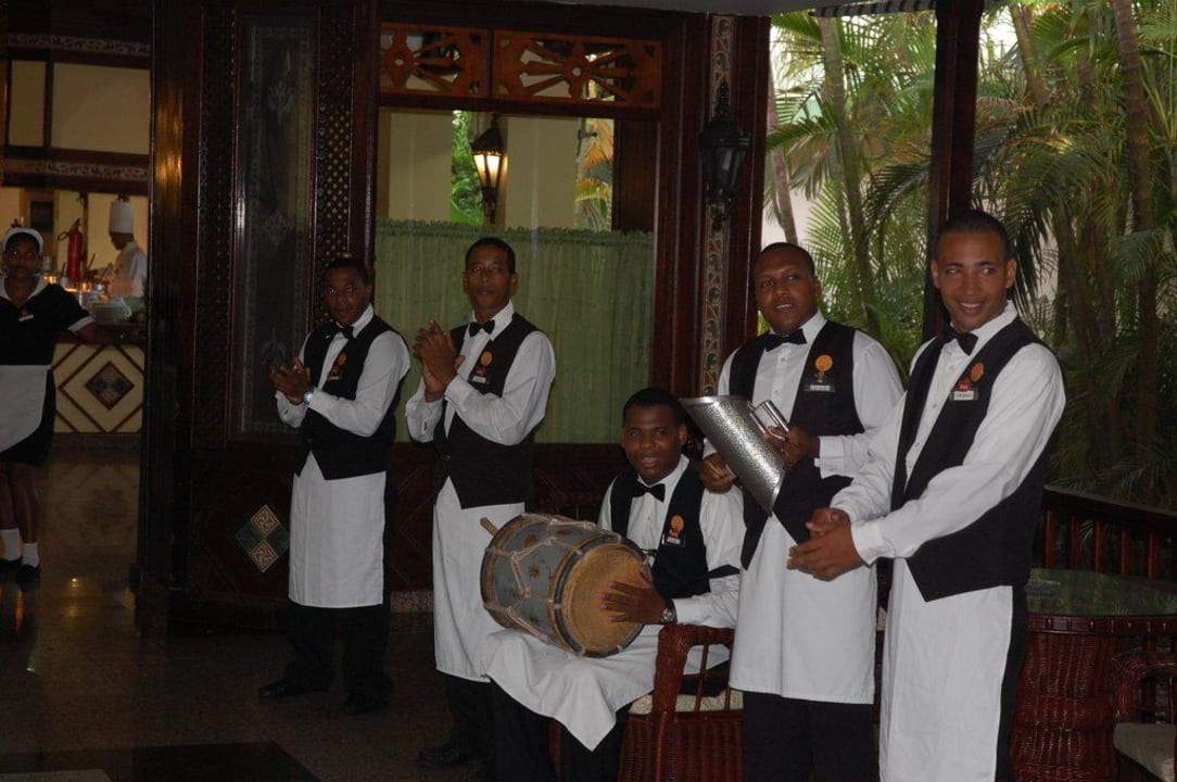 Zum Restaurant Playabachata Hotel