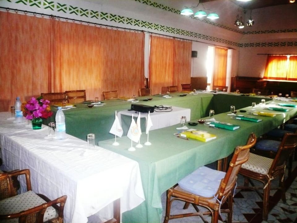 Sale de seminaire Hotel les Flamboyants