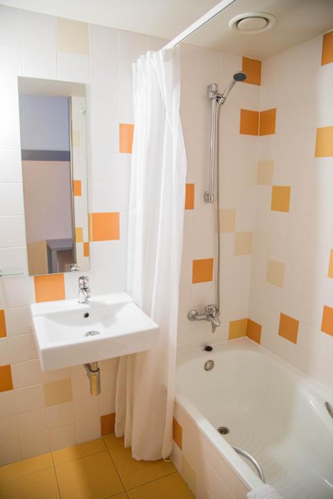 Pasillos Hotel Sidorme Figueres