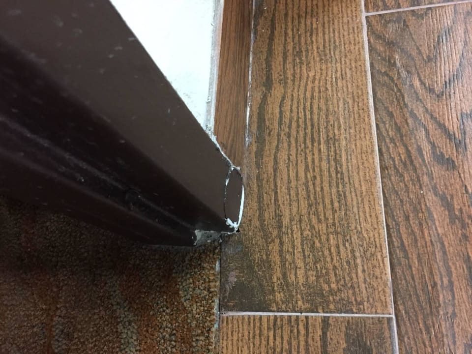 Schrank Ramada Tampa Airport Westshore