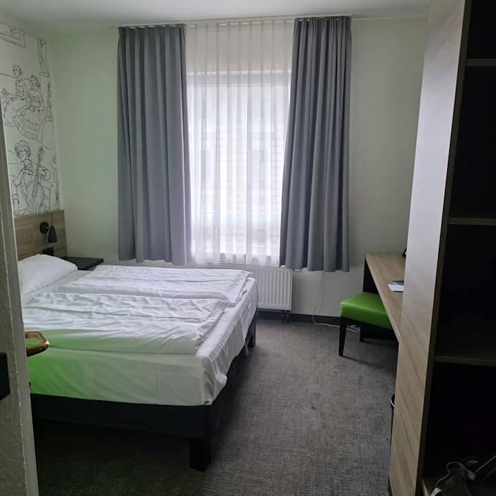 Zimmer ibis Styles Halle