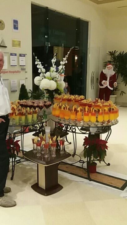 Empfangsgetränke zu Heilig Anbend Three Corners Sea Beach Resort