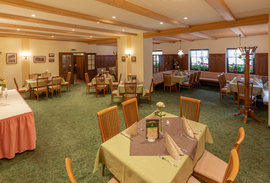 Gastro Waldgasthof & Hotel Am Sauwald