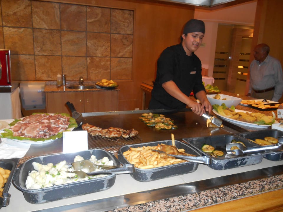 Fisch und Fleisch immer frisch gemacht Hotel HM Gran Fiesta