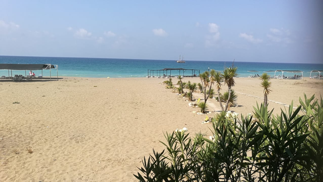 Strand As Queen Beach