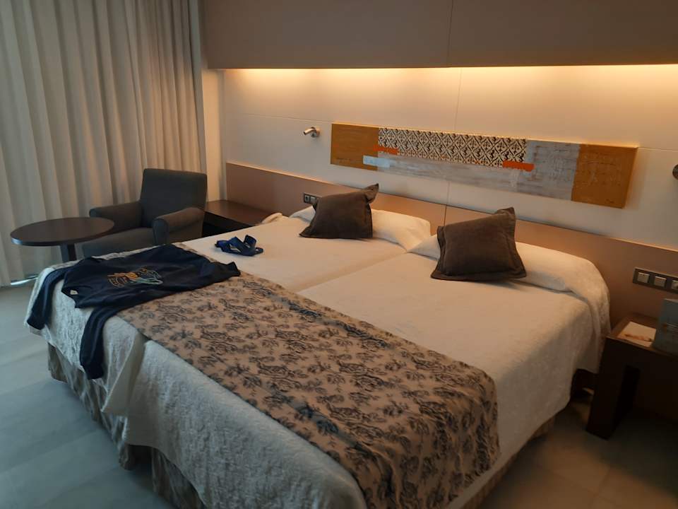 Zimmer Hipotels Gran Conil Hotel