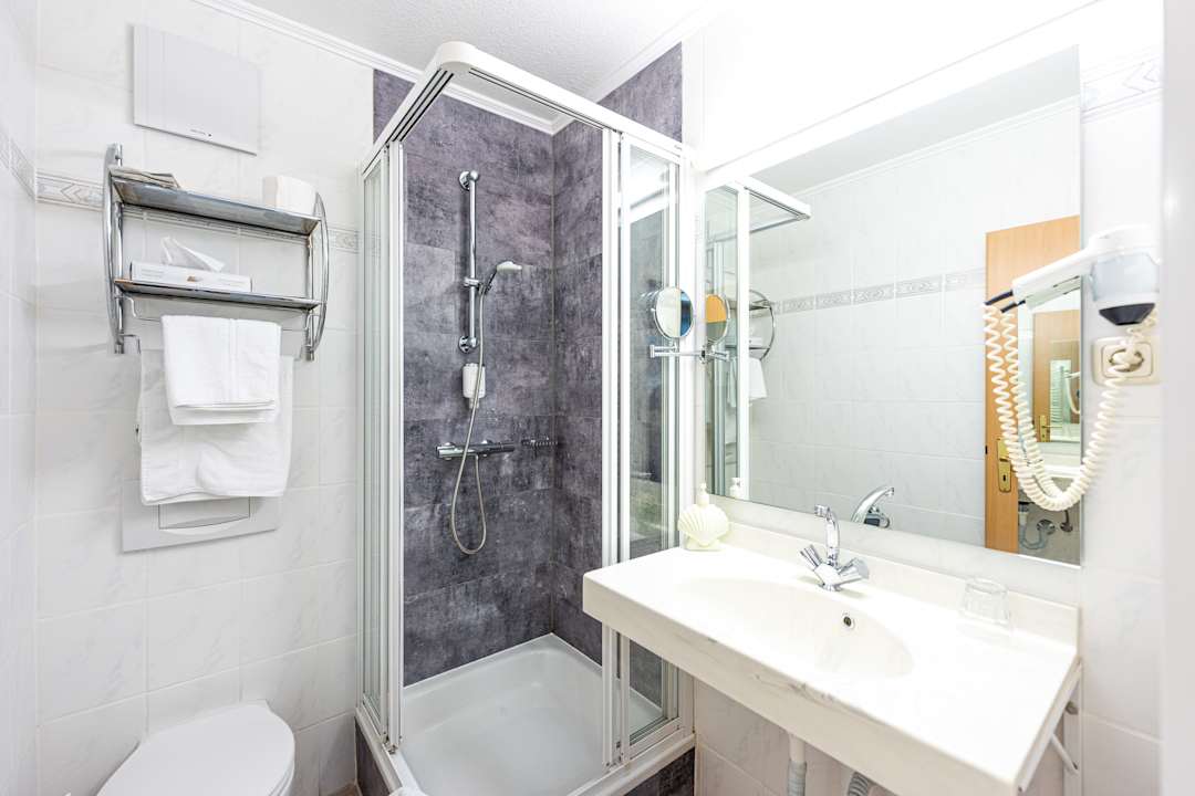 Zimmer Waldhotel Kurfürst