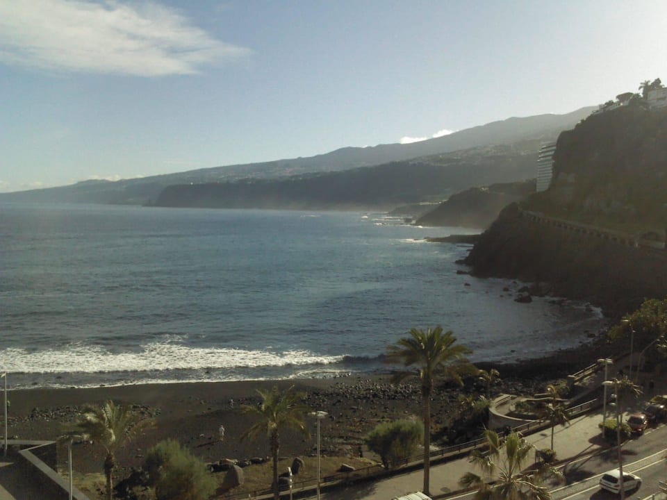 Bucht bei schönem Wetter Melia Costa Atlantis Tenerife
