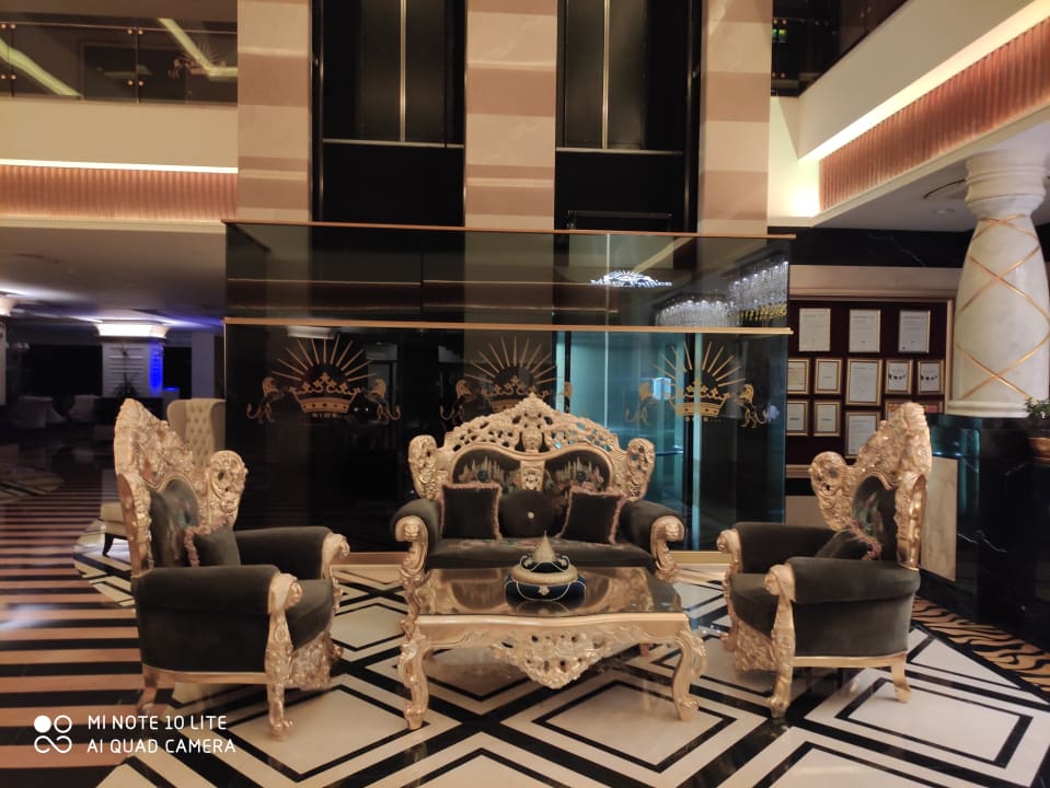 Lobby Mary Hotel Side