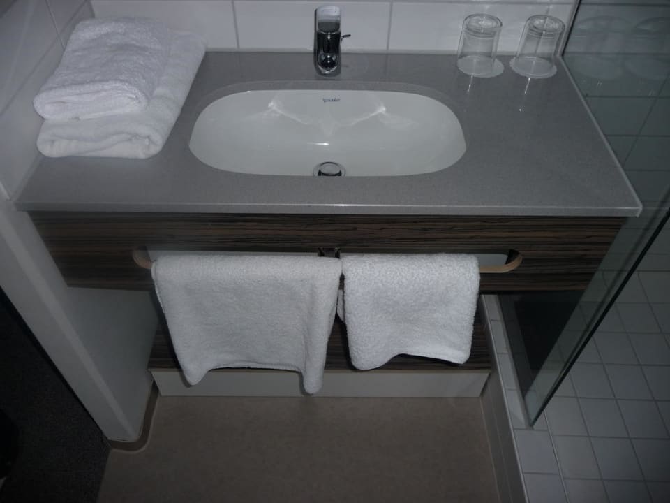 Badezimmer Premier Inn Nürnberg City Nordost