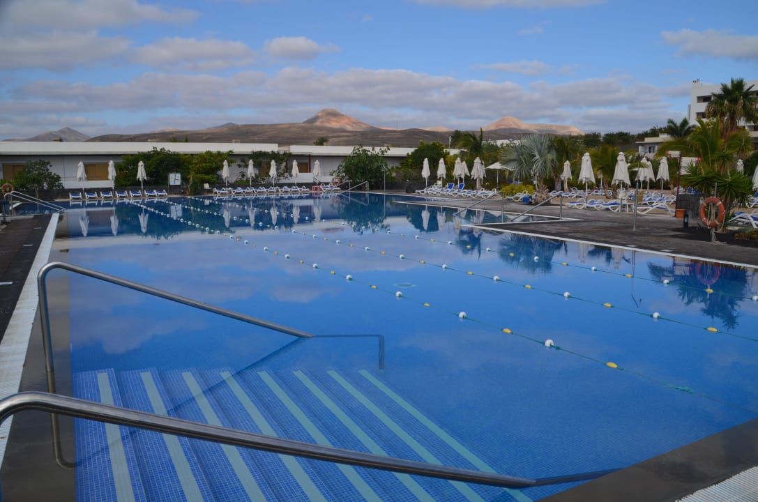 Meerwasser- Schwimmbecken Hotel Costa Calero