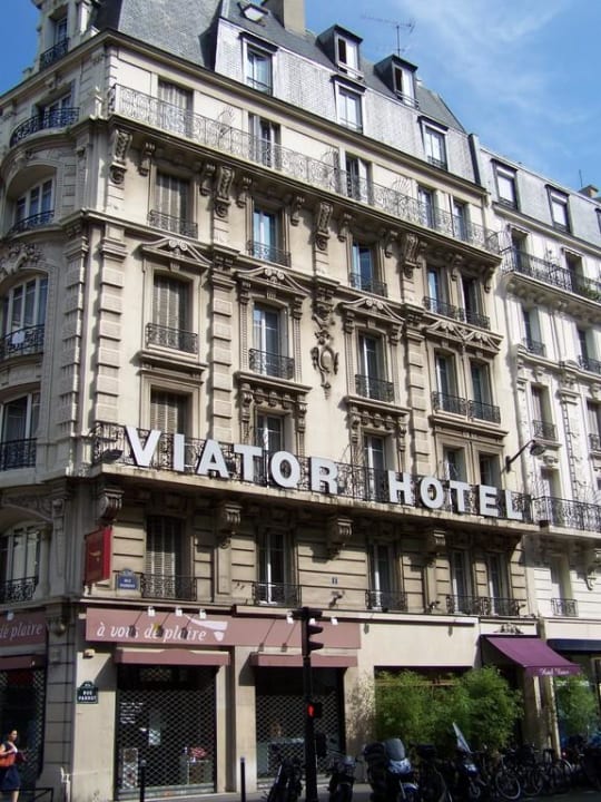 Von der gegenüberliegenden Straßenseite Hotel Viator - Gare de Lyon