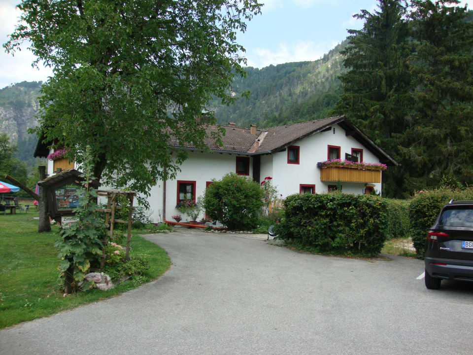 Außenansicht Hotel-Pension Oechsner