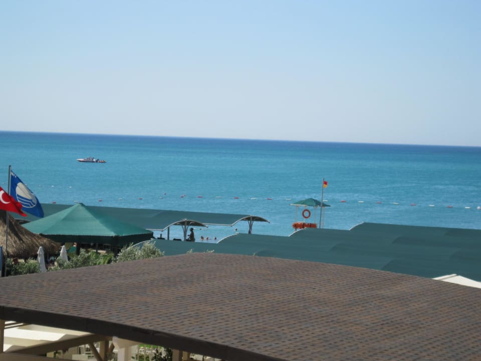 Blick von der Rutsche zum Strand Belek Beach Resort Hotel