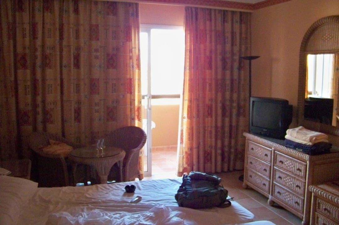 Bett und TV Hotel Riu Funana