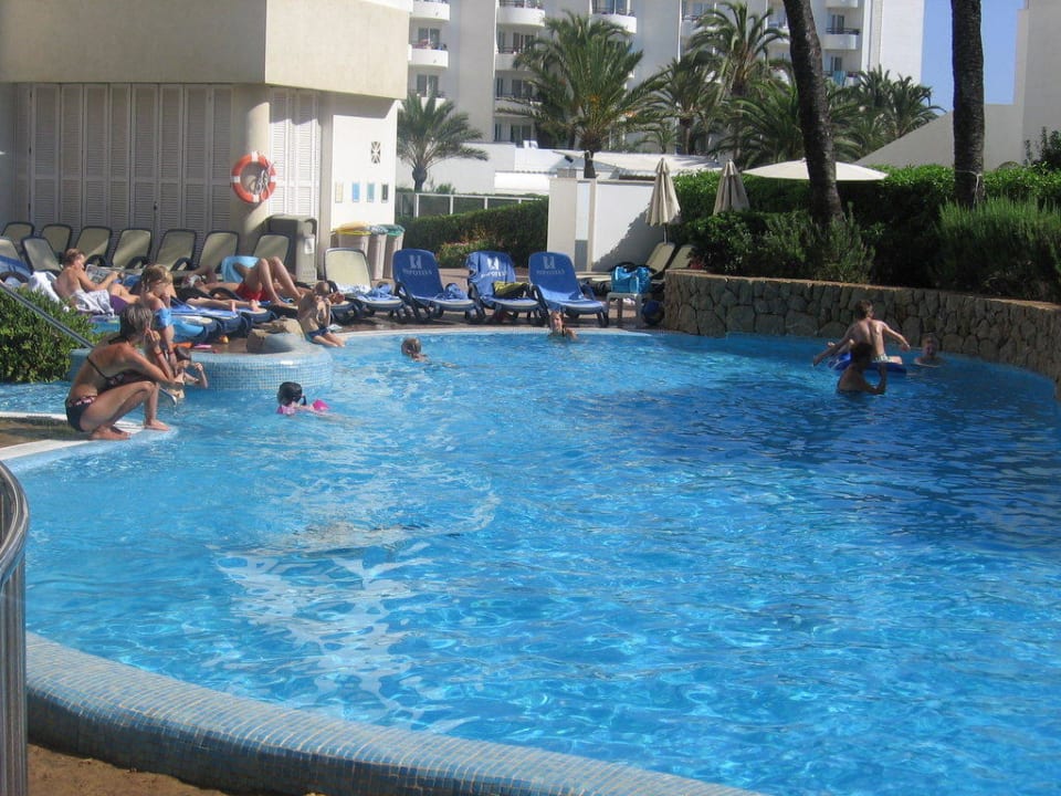 Pool Hipotels Bahia Grande