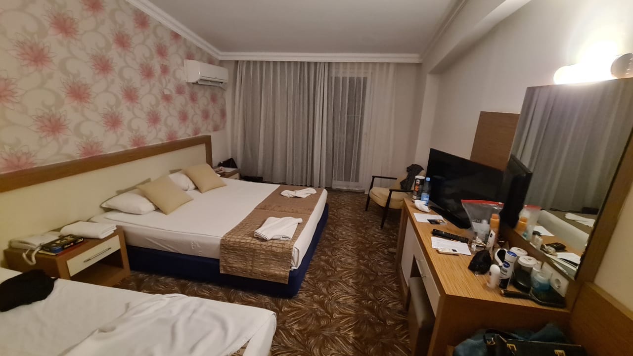 Zimmer Mira Meridia Beach Hotel