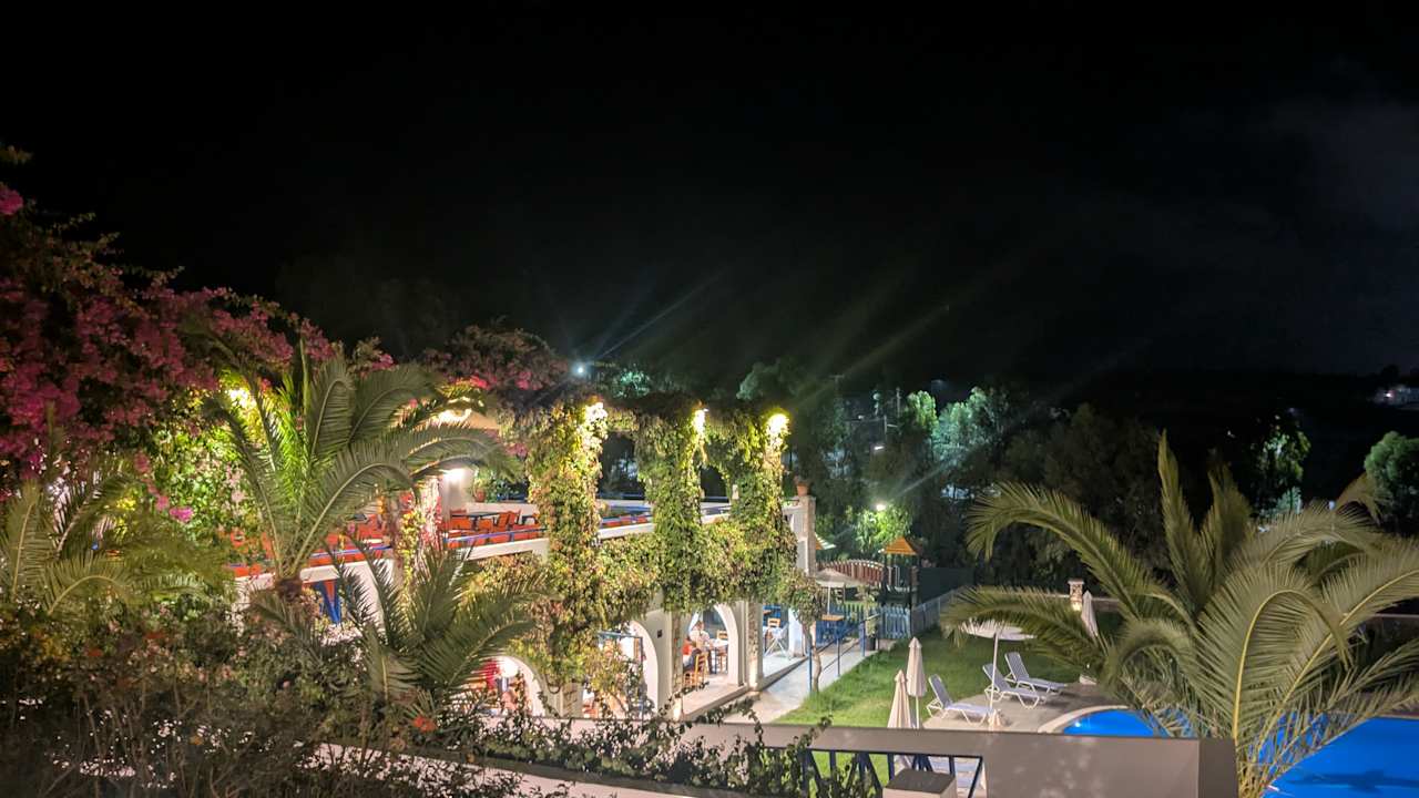 Außenansicht Ekaterini Hotel