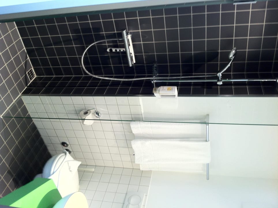 Bad B&B HOTEL Salzburg-Süd