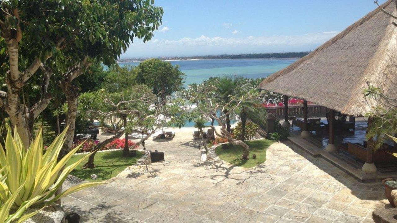 Blick von der Lobby zum Meer Four Seasons Resort Bali at Jimbaran Bay