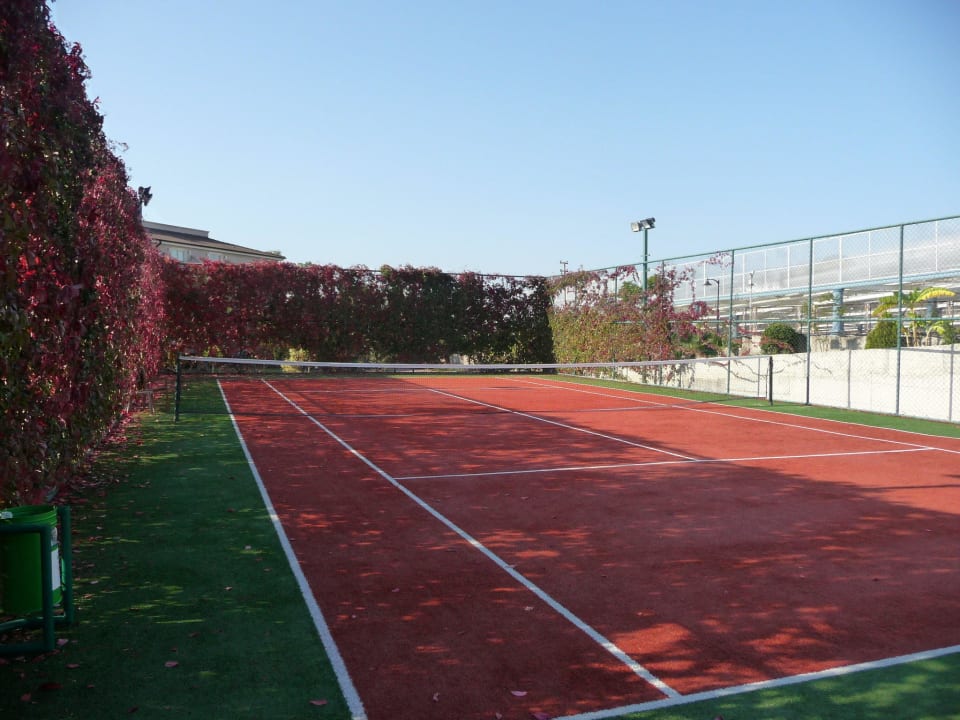 Tennisplatz Sunis Elita Beach Resort & Spa