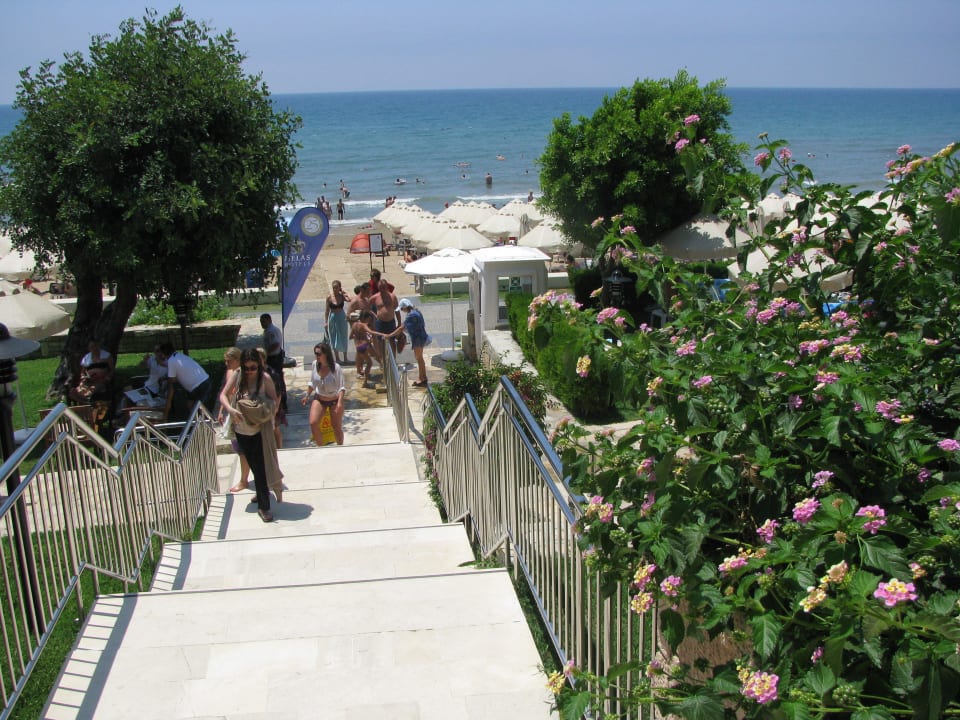 Weg zum Strand Melas Resort Hotel