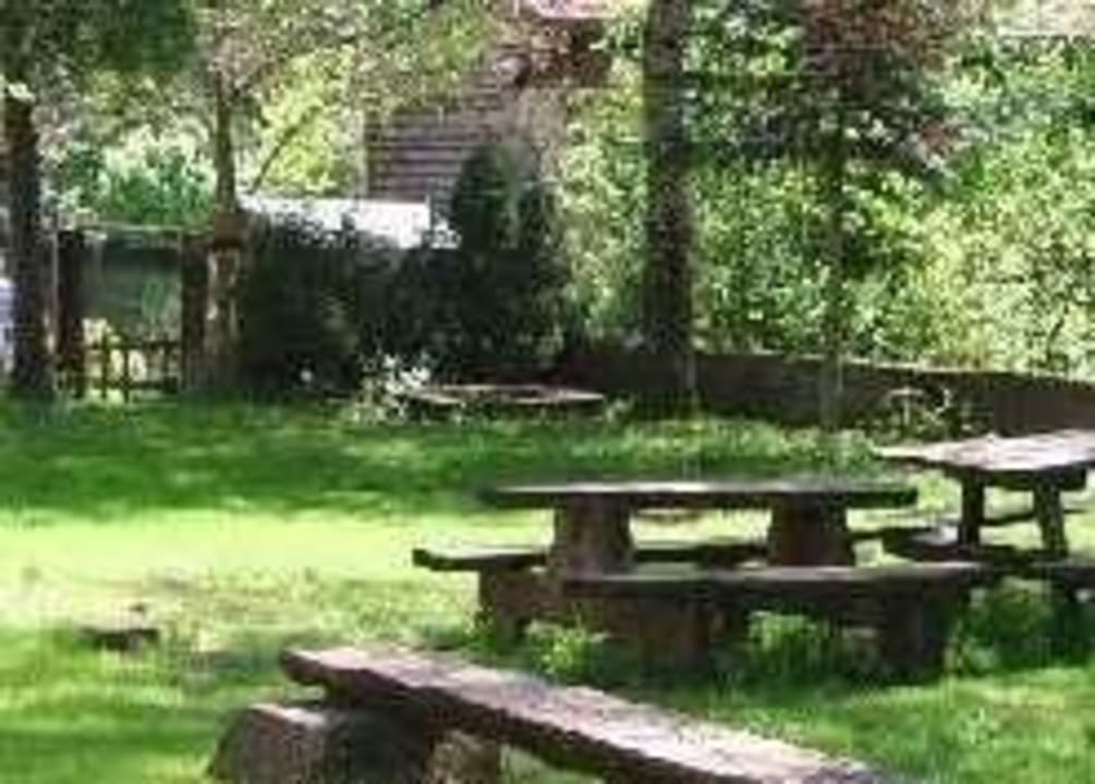 Gemütliche Gartenanlage mit Grillplatz Youth Hostel Beaufort