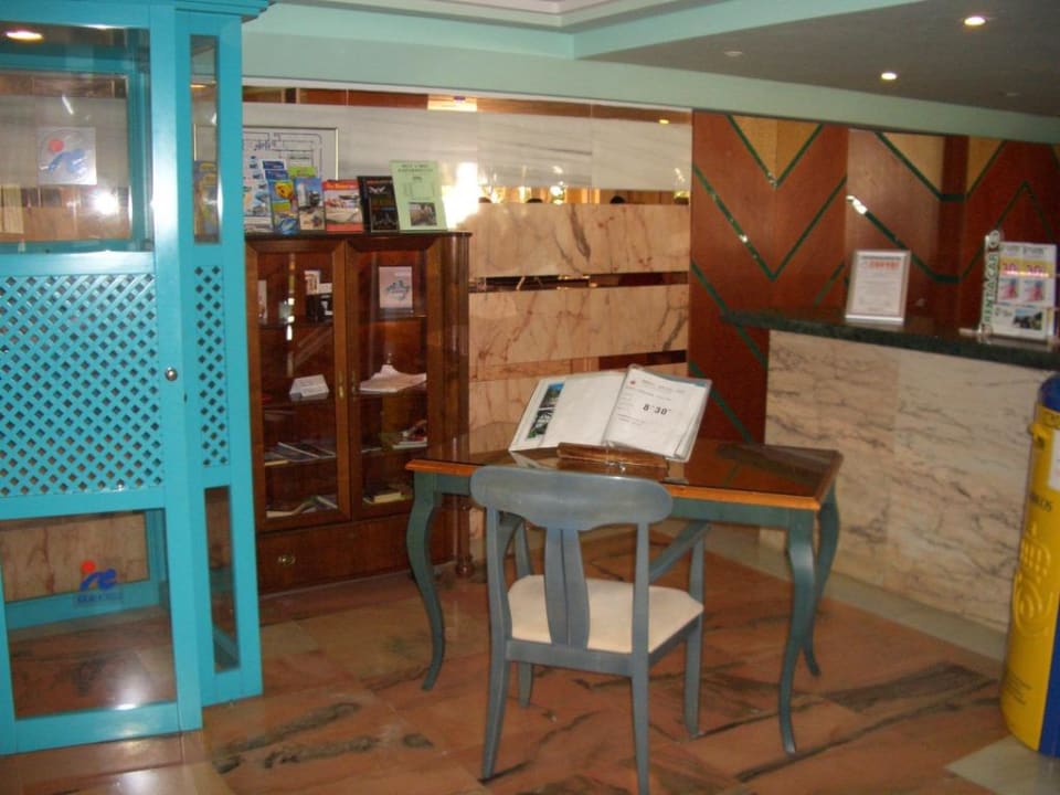 Antiquitäten in der Lobby Smy Portocolom