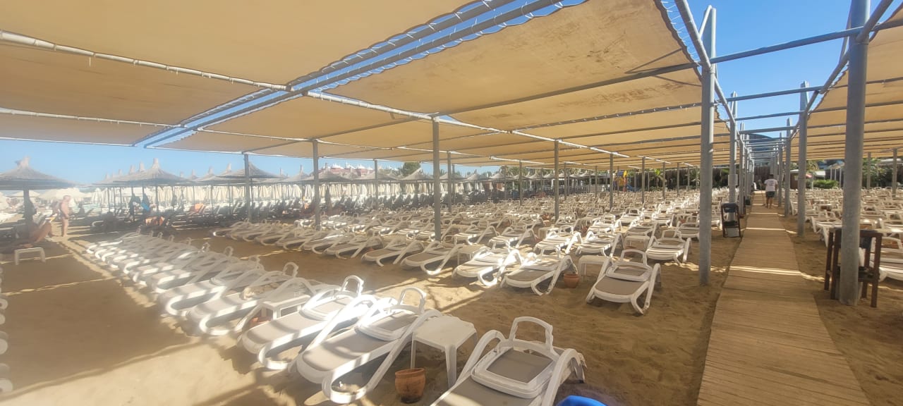 Strand Dream World Aqua Hotel