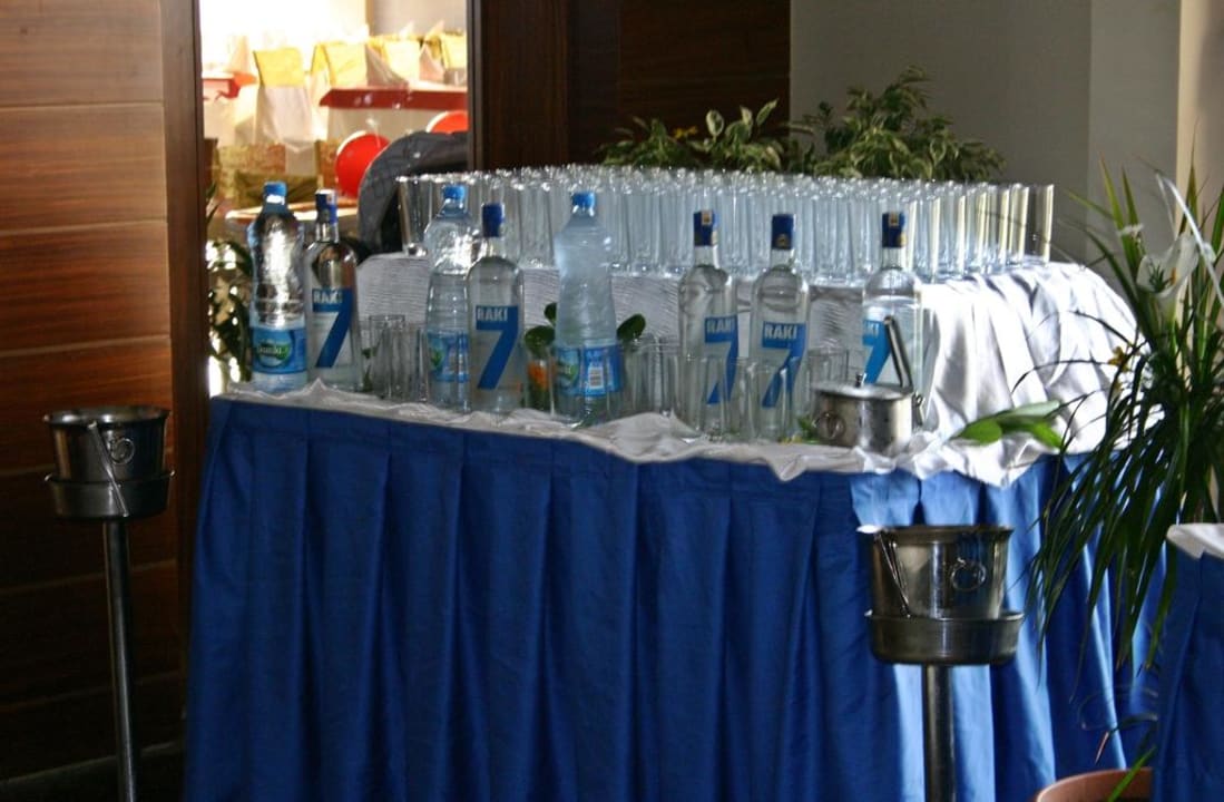 Raki mit Eis zum türkischen Abend Seaden Sea World Resort & Spa