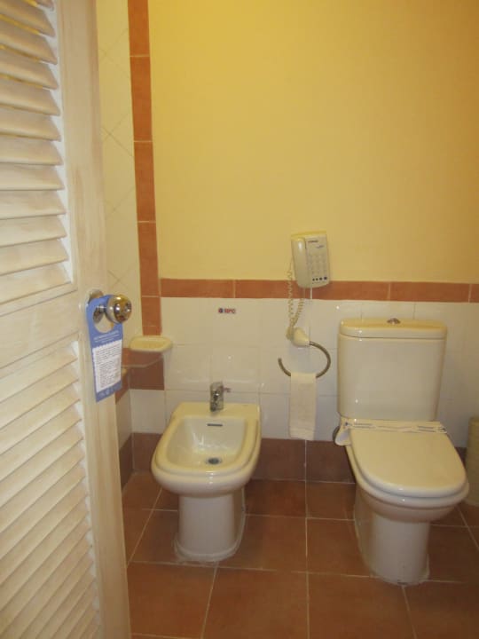 Bad Hotel Camino del Mar Cayo Guillermo