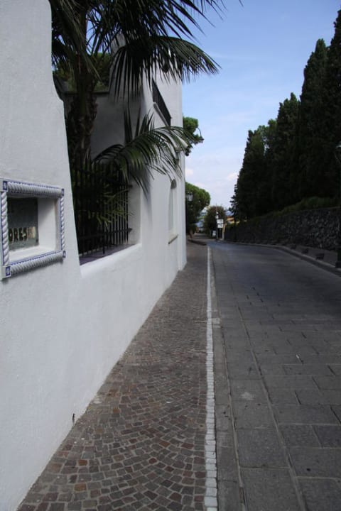 Дорога на пляж  Hotel Il Moresco Terme