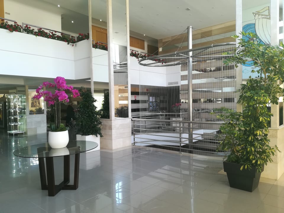 Lobby Hotel Timor