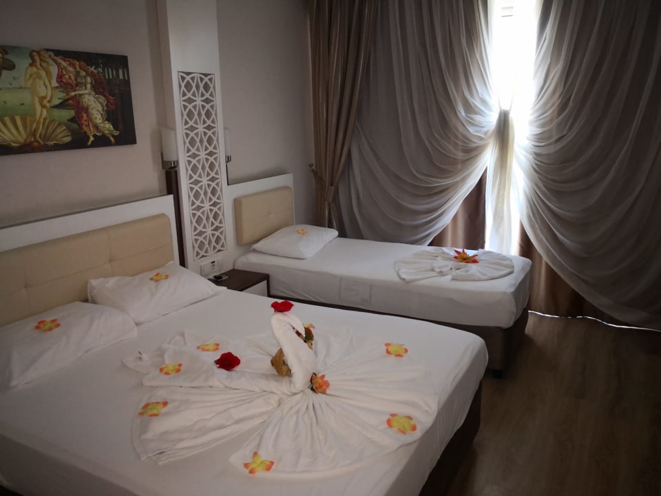 Zimmer Linda Resort Hotel