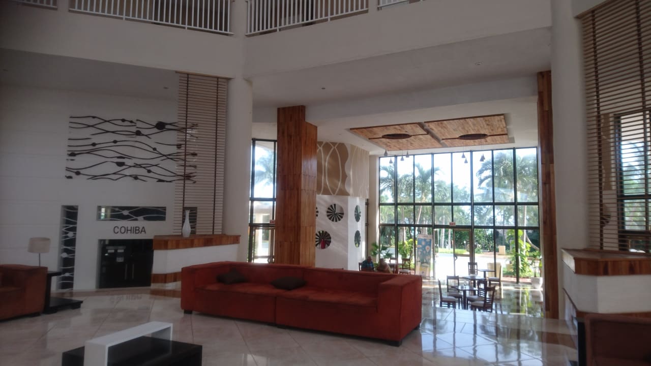 Lobby Sirenis Tropical Varadero