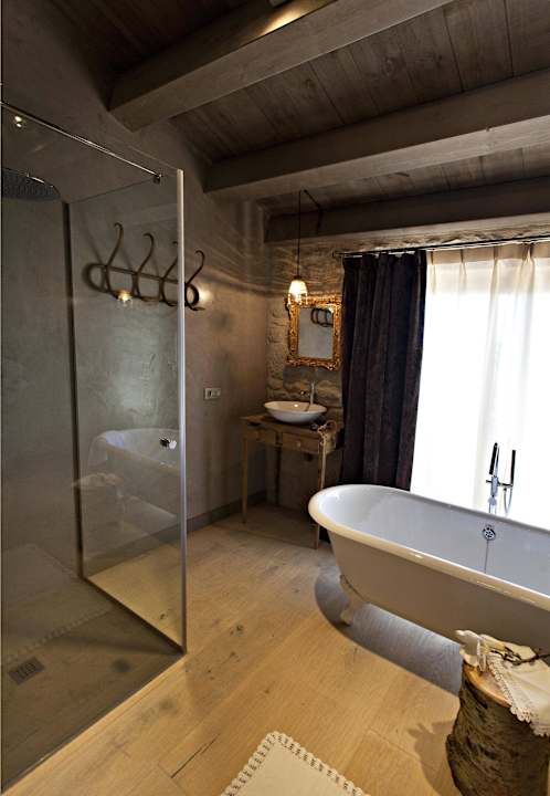 Baño Rusticae La Vella Farga