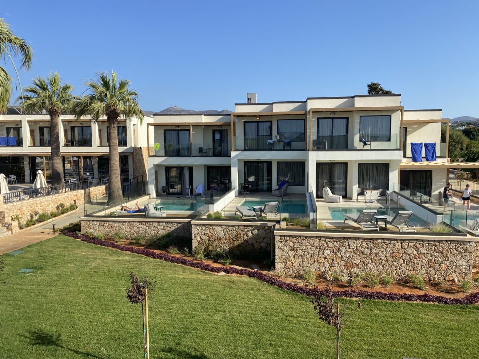 Ansicht von der Rckseite..." ALOE Boutique Hotel powered by Anissa Beach  (Anissaras)  HolidayCheck (Kreta | Griechenland)