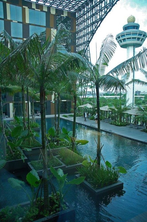Super Pool Hotel Crowne Plaza Changi Airport
