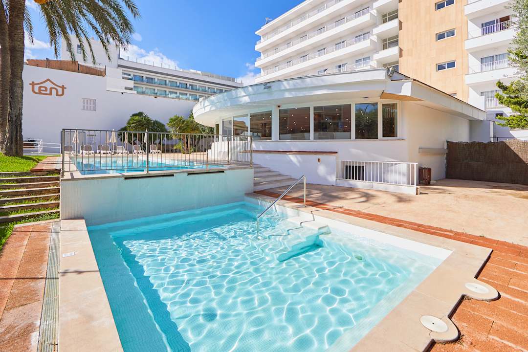 Pool tent Playa de Palma