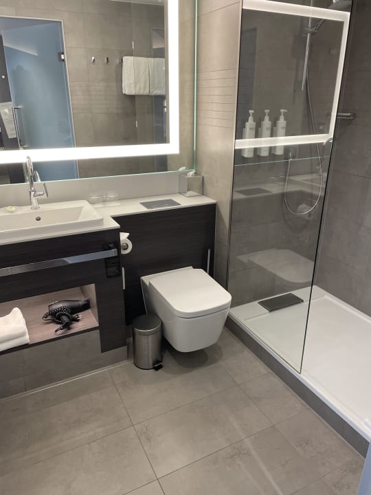 Zimmer Courtyard by Marriott Hamburg City