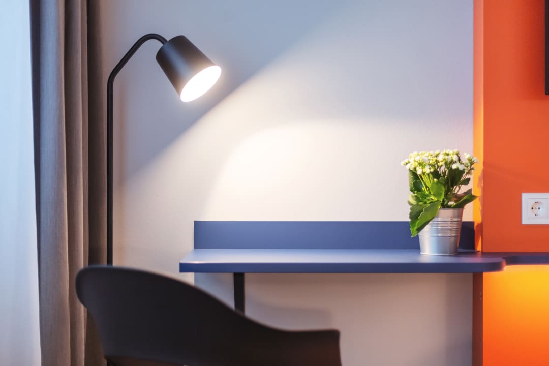 Zimmer Holiday Inn - the niu, Form Stuttgart Feuerbach