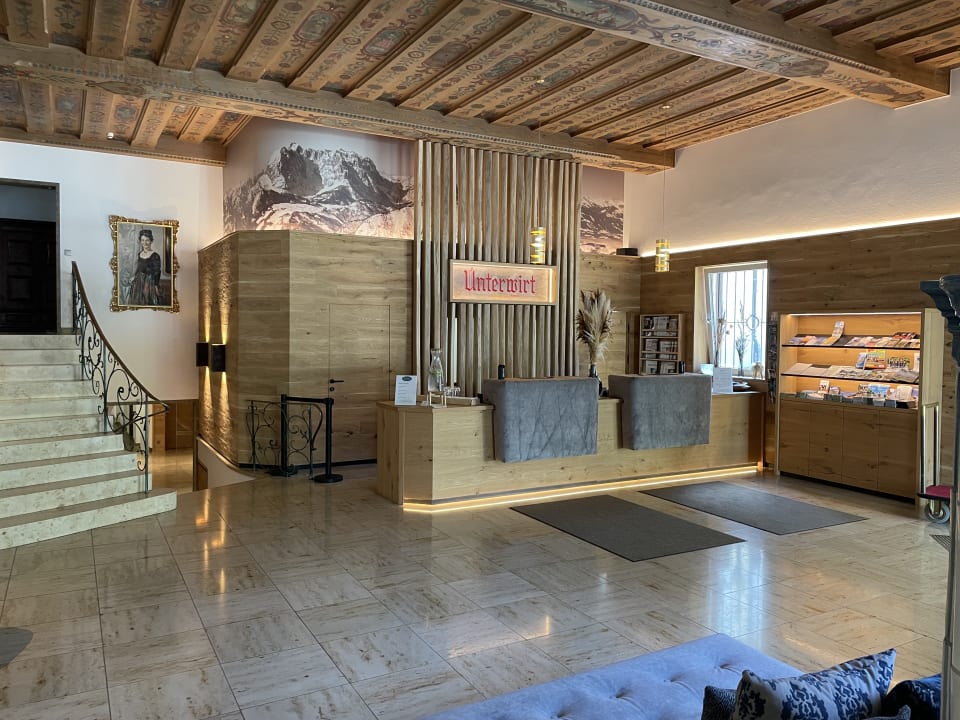 Lobby Hotel Unterwirt