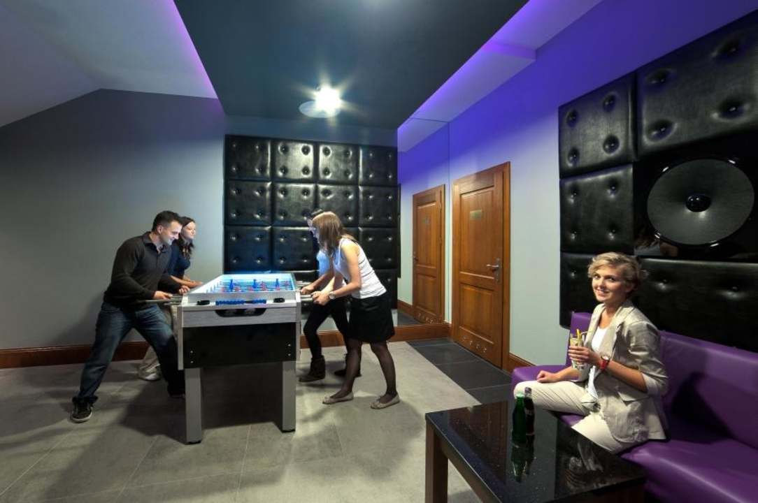 Absens Carens Club Artis Hotel & Spa