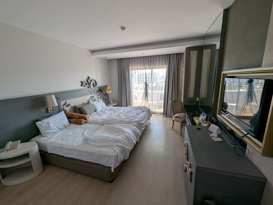 Zimmer Kirman Belazur Resort & Spa