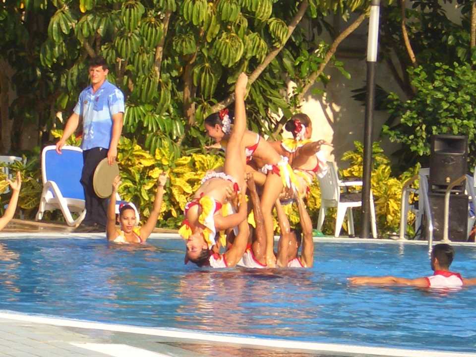 Wasserballett Animationsprogramm Blau varadero - Adults only