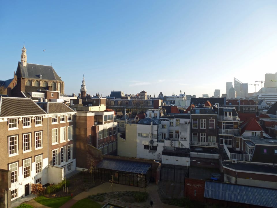 Blick aus dem Zimmerfenster ibis Den Haag City Centre Hotel