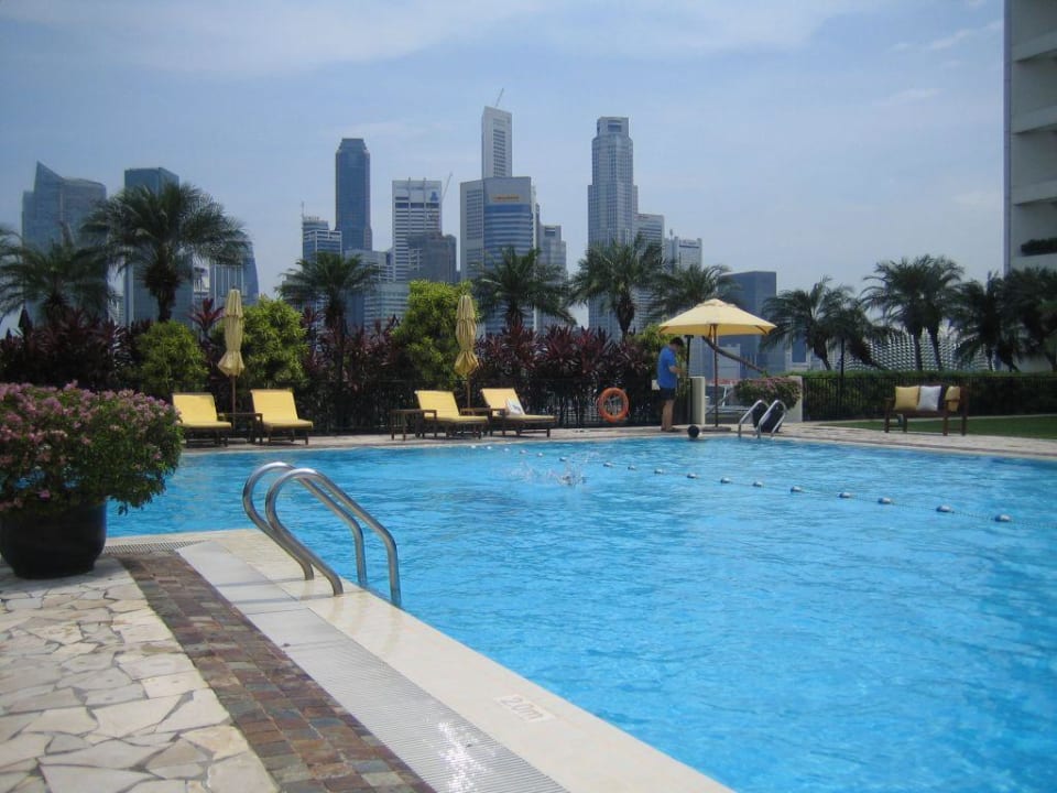 Pool-Area Hotel Mandarin Oriental Singapore