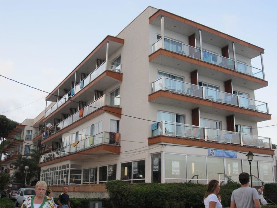 Eingangsbereich Hotel Clumba
