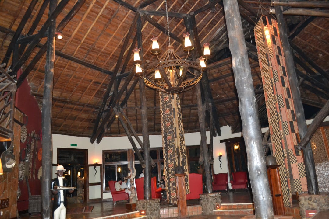 Gemütliche Bar Ol Tukai Lodge